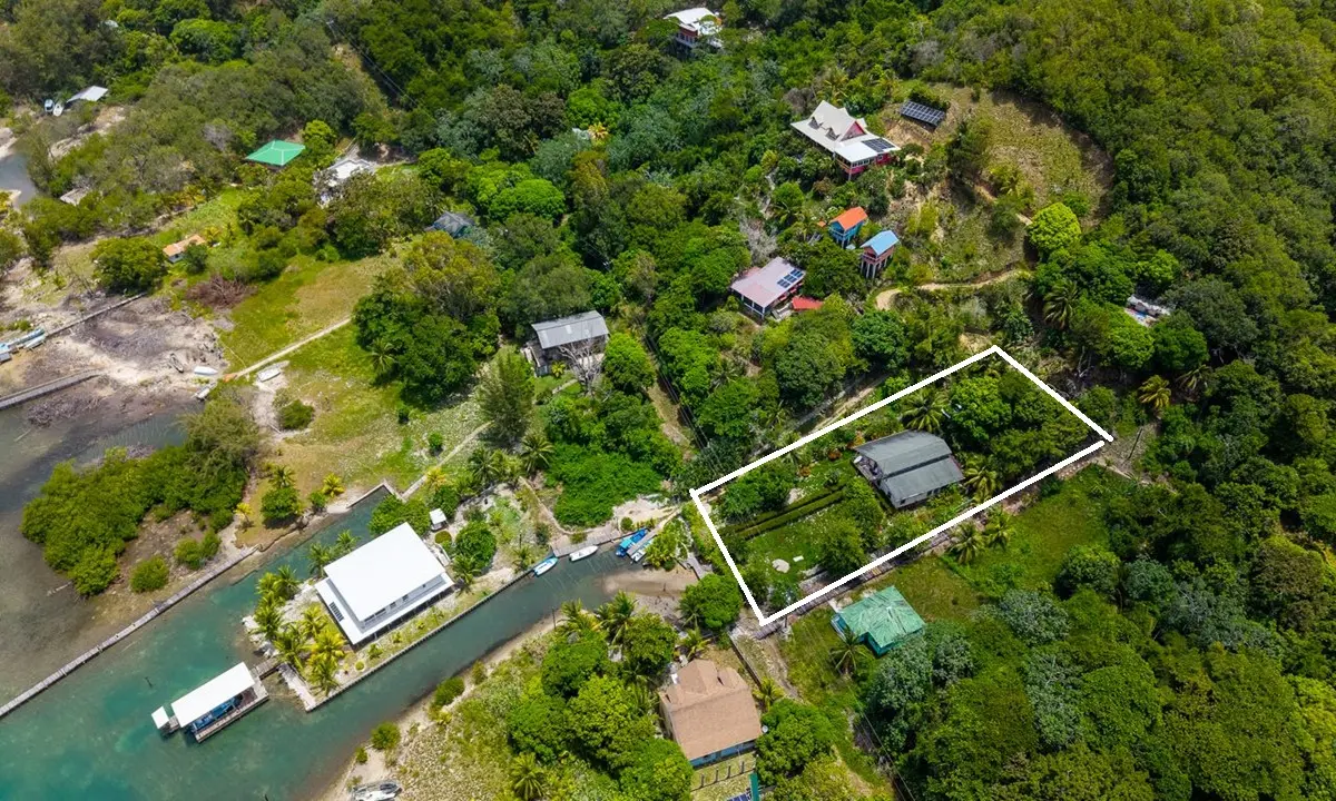 Guanaja Island Home for sale