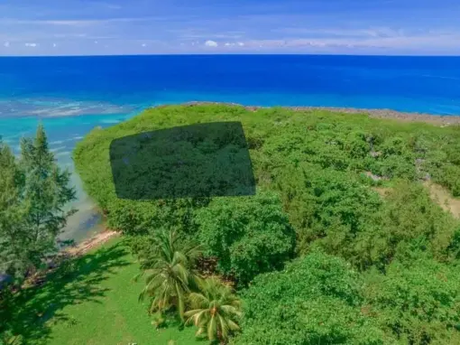 Roatan Bayfront Homesite in Mangrove Bight, West End